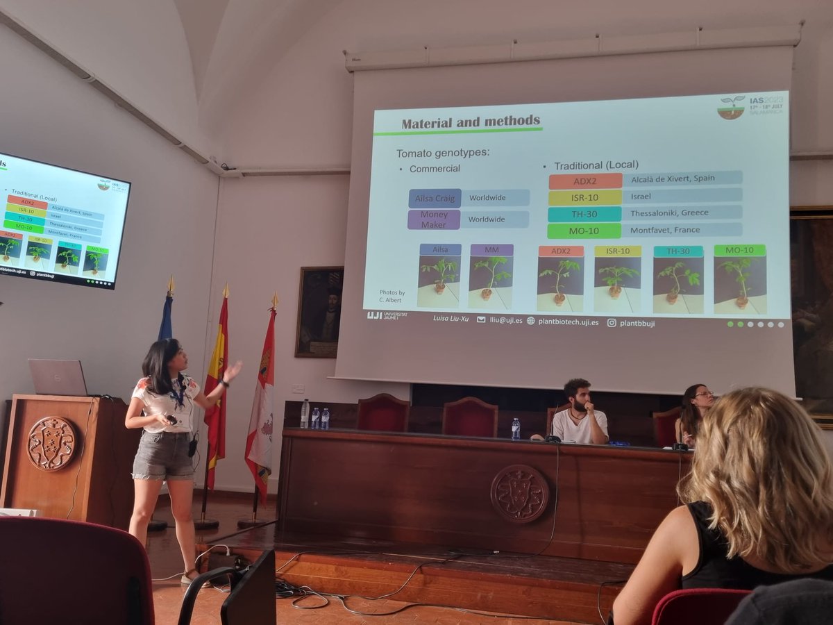 plantbiotechUji's tweet photo. Congratulations to Luisa Liu-Xu for her wonderful talk about endophytic diversity on different tomato cultivars. #IAS2023 #Salamanca @UJIuniversitat  @ESTCE_UJI https://t.co/7aADd3pvIR