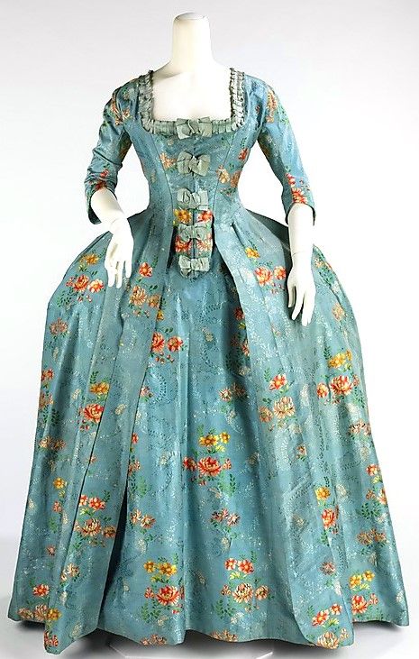 #FridayNightFrills 18th Century dress, silk robe à la française from the back, 1760's via
<a href="/metmuseum/">The Metropolitan Museum of Art</a>