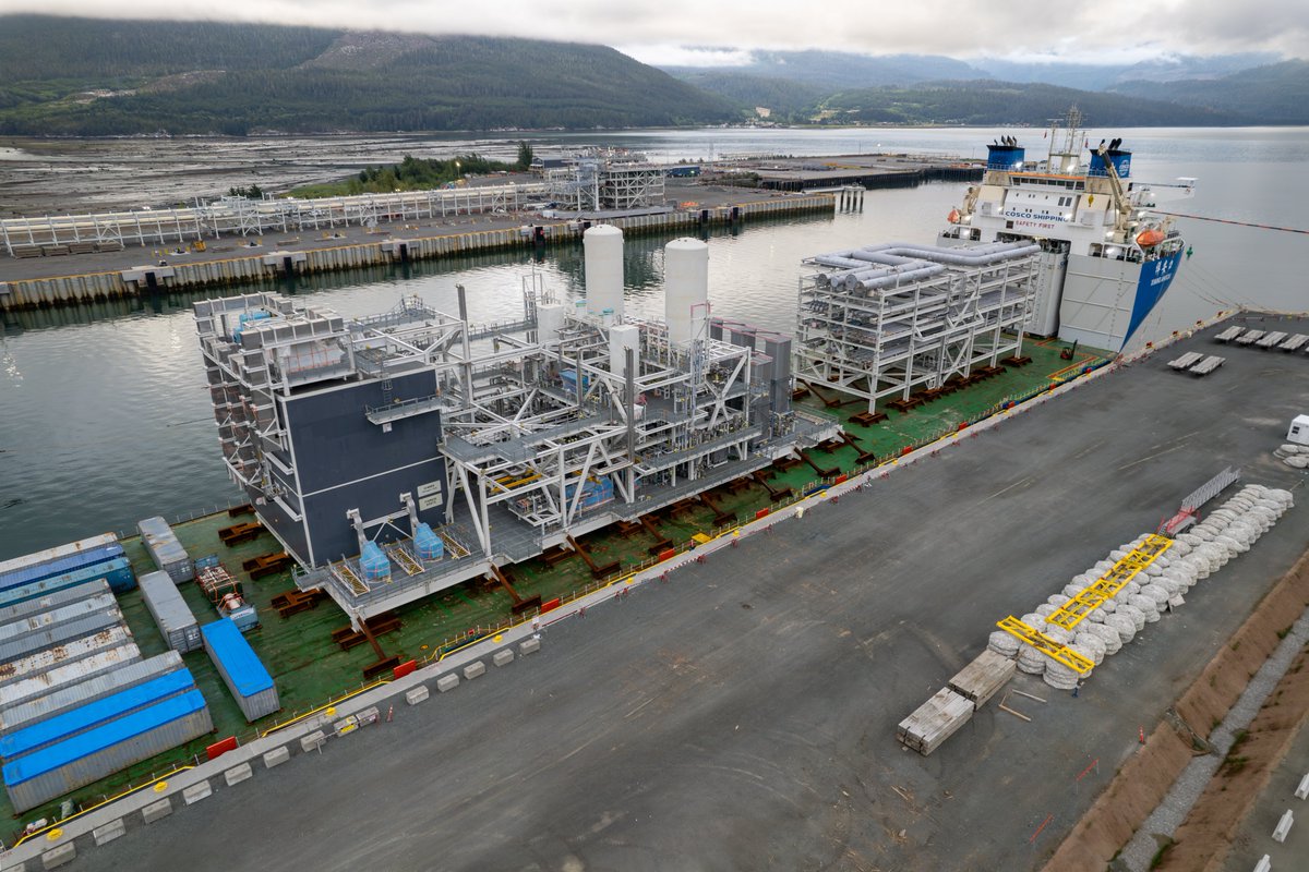 With the arrival of the last module by ship from its fabrication yard in Zhuhai, China, Fluor announced today that it has completed the module fabrication program on the LNG Canada project in Kitimat, British Columbia, Canada. Read more: newsroom.fluor.com/news-releases/…