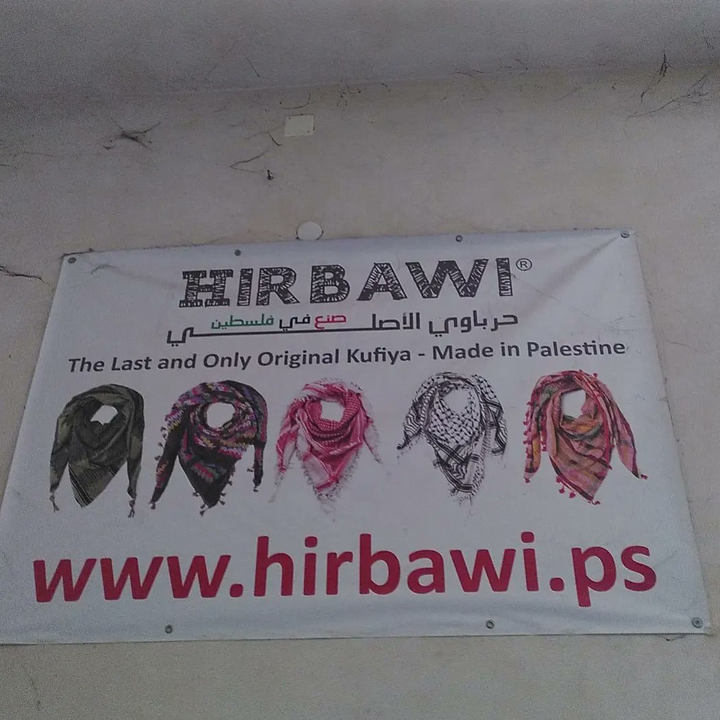 bboykonsian's tweet photo. Keffiehs made in Palestine (Hirbawi Textile Factory) disponibles sur https://t.co/zfp4iZvQpu https://t.co/He0P3nxWNh