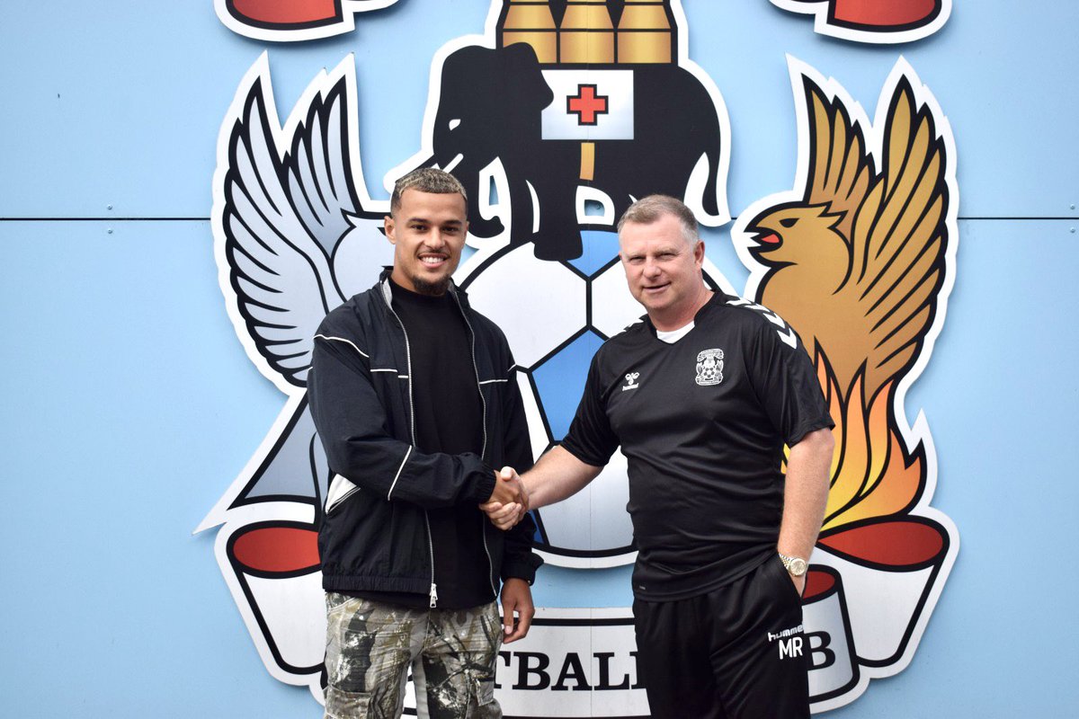 1jlatibeaudiere's tweet photo. And if you don’t know, now you know… over the moon to be here! Let’s go! 💪🏾 @Coventry_City https://t.co/sN0NO3URoQ