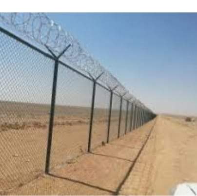 dqlmry5's tweet image. مضلات وسواتر وجميع اعمال الحداده لتواصل 0557398050