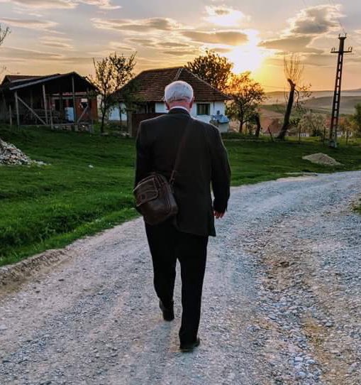 TanasTim's tweet image. It’s that time again.  Instead of a trip to Romania, this time I am off to Central America.  I will be ministering God’s Word to pastors,  missionaries and church members in two countries.  Please pray for travel and the power of God in the preaching and teaching.