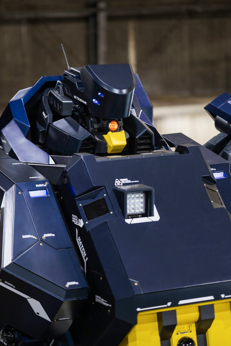一般人類 プラモデルではありません。実在する4.5mの搭乗型ロボットです