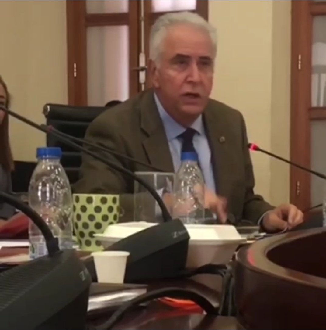 El 14/07/2023 el CU aprobó el Estatuto Electoral UC. Igual que toda la comunidad UCISTA clamo por RENOVAR todas las autoridades, sin embargo: salvé mi voto. Me aparté del criterio de mis colegas consejeros por considerarlo violatorio a elementales normas👇 pabloaure.blogspot.com/2023/07/voto-s…