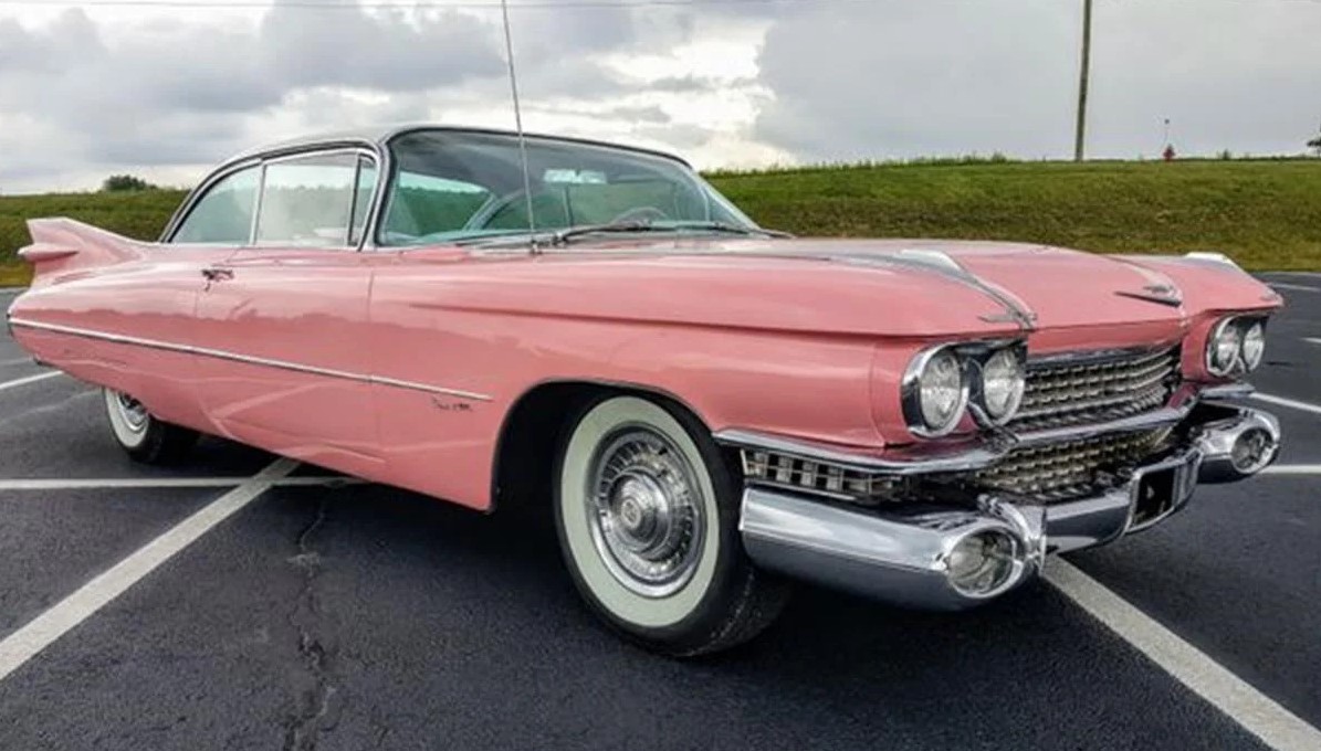 UltTrans123's tweet photo. Call us today to ship your Classic! 1-888-885-9123 Option 1 Sales  Call us and speak to one of our shipping specialist 
#shipyourcar #transportingcars #carshippingquote #classiccarshipping #nationwidecarshipping #vehiclesshippingneeds #bestinthebusiness #reservationspecialist https://t.co/eHjKlvAQH4