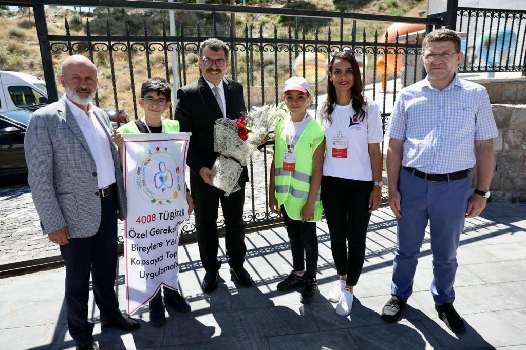 ahmetclkbyrkdr's tweet photo. 📍#Generalemir Havacılık ve Uzay Bilimleri Merkezi

El ele verip engelleri hep birlikte aşıyoruz 😊 https://t.co/GFu60kIXT3