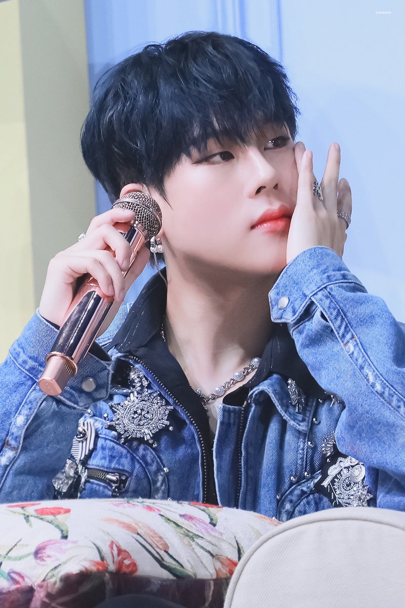 230709 몬스타엑스 FAN-CON #주헌

오늘도 많이 사랑해❤️

#MONSTAX #몬스타엑스 
#JOOHONEY #JOOHEON