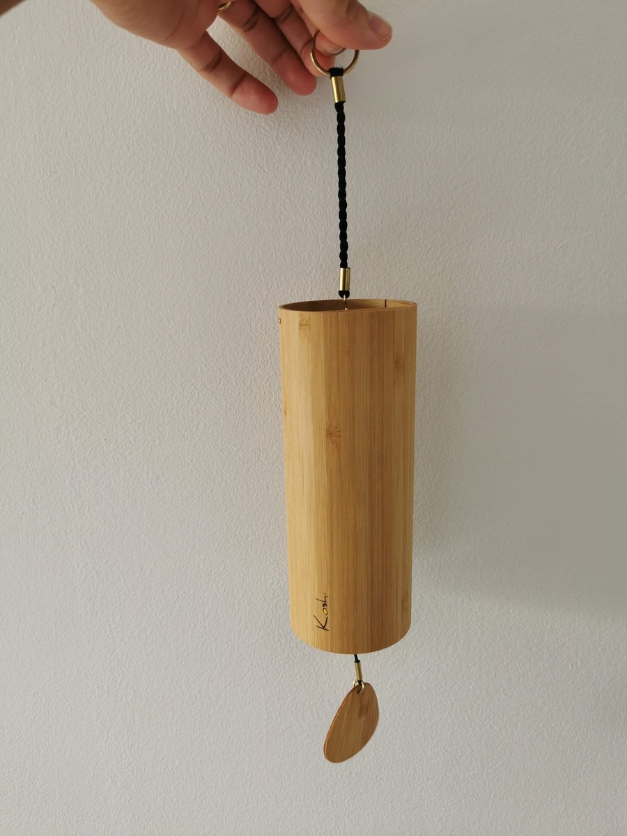 Sam Fernando (@sam_fernando_) on Twitter photo When I recently moved house, my very dear friend Fay gifted me some Koshi bells. They feature at the end of Sound Inhabitants which will be premiered tomorrow evening at the Purcell Room <a href="/southbankcentre/">Southbank Centre</a> by the <a href="/Ldn_Sinfonietta/">London Sinfonietta</a> Academy.
southbankcentre.co.uk/whats-on/class… When I recently moved house, my very dear friend Fay gifted me some Koshi bells. They feature at the end of Sound Inhabitants which will be premiered tomorrow evening at the Purcell Room <a href="/southbankcentre/">Southbank Centre</a> by the <a href="/Ldn_Sinfonietta/">London Sinfonietta</a> Academy.
southbankcentre.co.uk/whats-on/class…