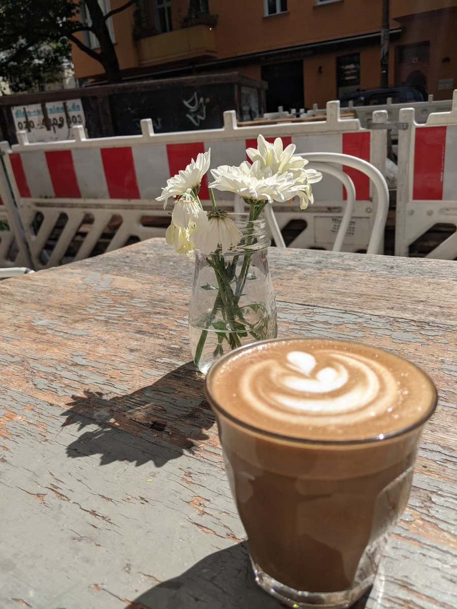 Auf einen Kaffee in Berlin. (@ Bronco Coffee in Berlin) swarmapp.com/c/7Tb0DM6pWNN
