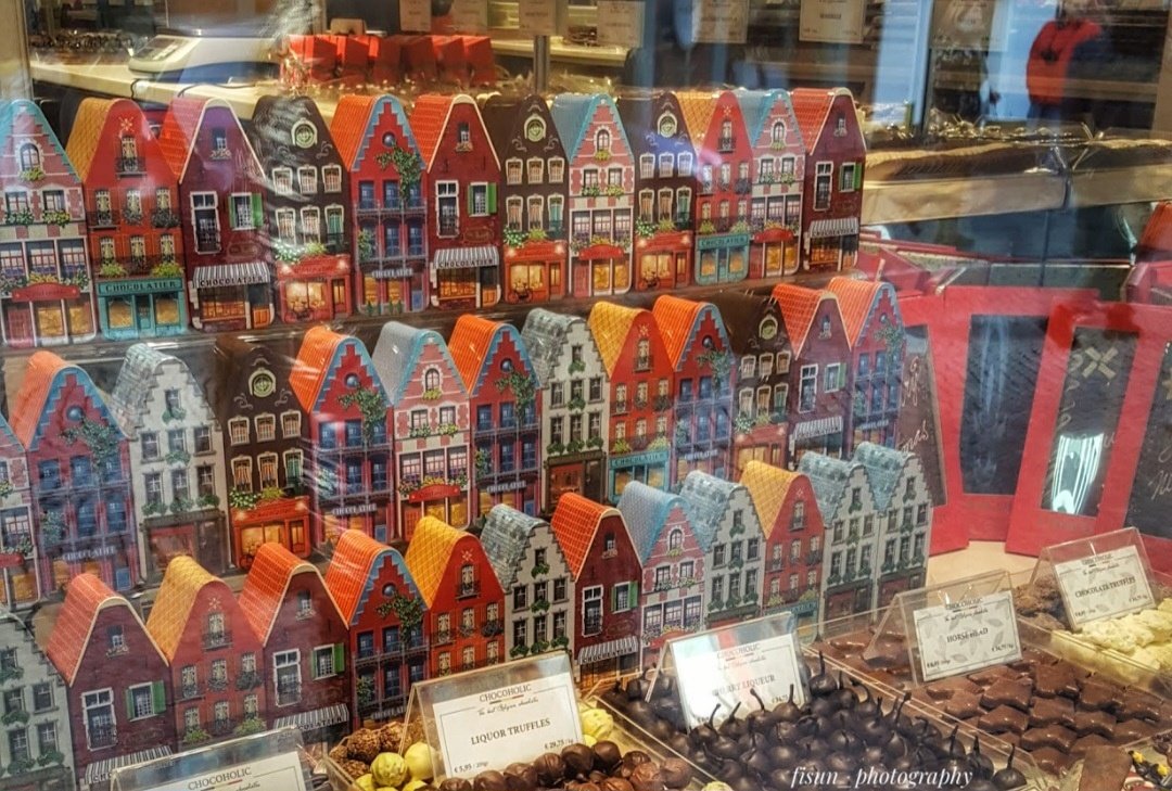 #Brugge #chocolatelove #photo #colorfull
❤️🩷