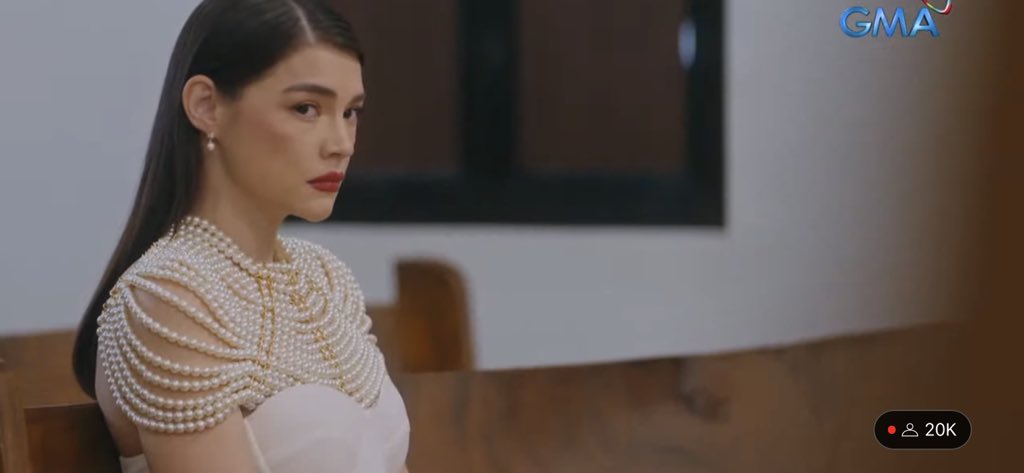 KapusoTalks's tweet photo. ANG CREEPY MO MADAME!
Santa Santita!
#RBOutcasts || #RoyalBlood
@whianwamos @GMADrama https://t.co/LlfqWkLpy2