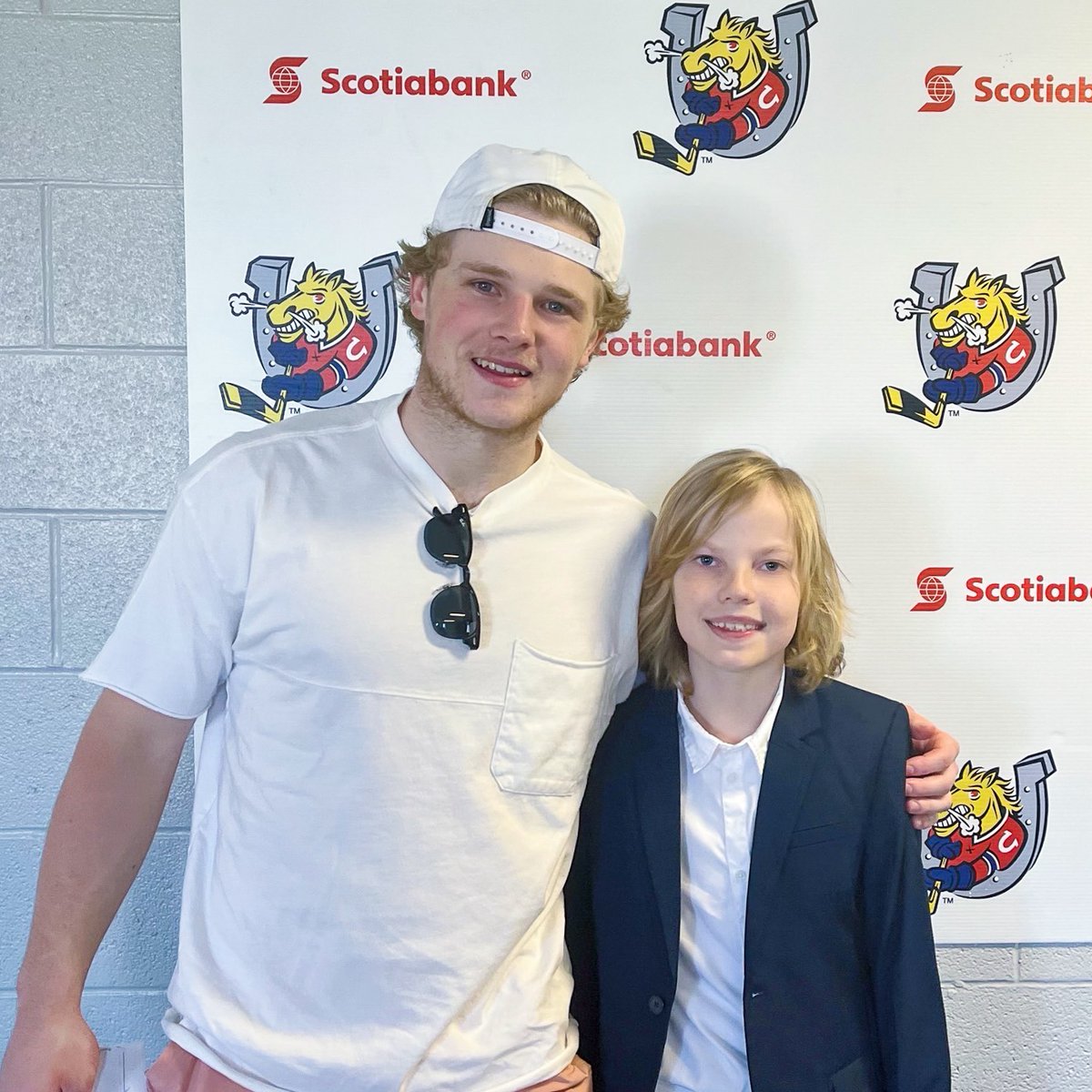 OHLBarrieColts's tweet photo. "Barrie Colts Cousins Live the Full Junior Hockey Experience" 

🗞️ https://t.co/lwGYWyBUIF

We would like to thank our friend Elliott Matthews for writing this article, great job!

@EthanCardwell2 | @benpickell1 https://t.co/kgPuqNX7B4