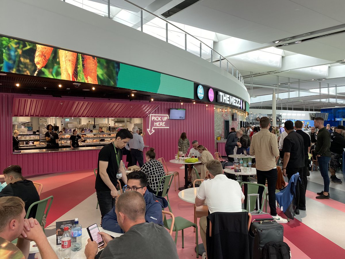 DublinAirport's tweet photo. Forks at the ready! “The Mezz” is now open in Terminal 2 @ Dublin Airport - an exciting new street food unit serving delicious food from 6 great outlets including @CamileThai, Handsome Burger, Ancho Hancho, Erin’s Kitchen &amp; @BadgerAndDodo. 🌯 🍔 ☕️ 🍺 🍛 

https://t.co/0L0oaqPiIV https://t.co/kclC3FLfW5