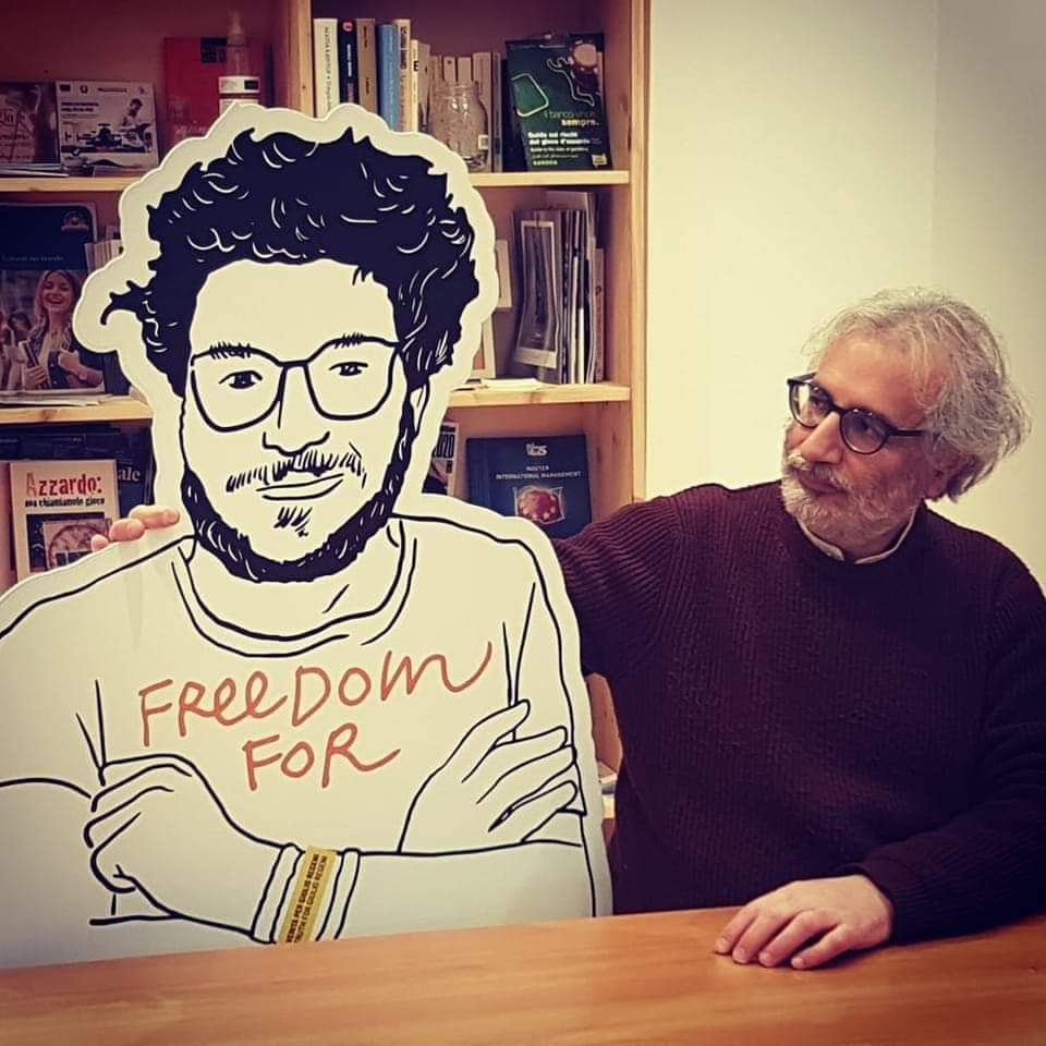 #PatrickZaki è stato condannato a 3 anni di galera.Nonostante il regime uccida ricercatori come #GiulioRegeni e imprigioni attivisti come Patrick i nostri governi continuano a fornirgli #armi, come denuncia #EgyptWideforHumanRights.
Perché ci sono dittatori buoni. Se amici nostri