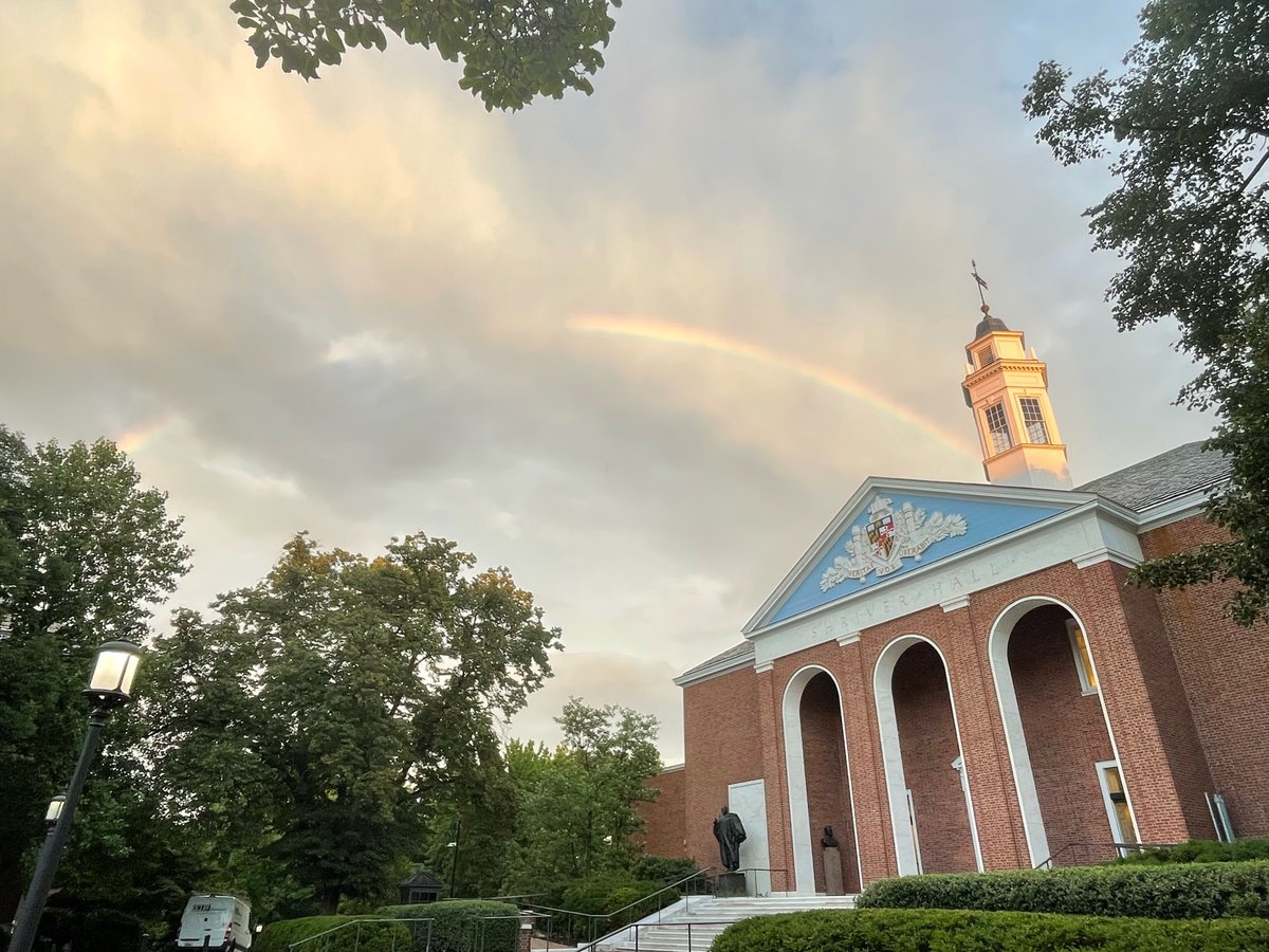 ShriverConcerts's tweet photo. 🎵🌈 There's beautiful music at the end of the rainbow...

#SHCS #ShriverHall #classicalmusic #Baltimore #maryland #baltimoremd #concert #concerts #nonprofit #rainbow https://t.co/M8TF1BbE60