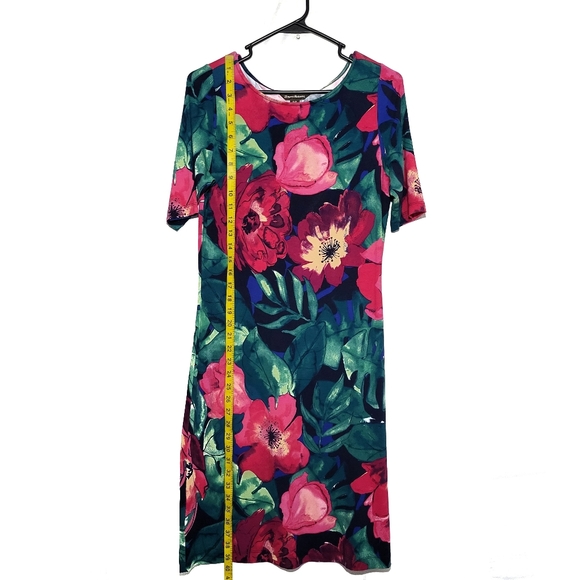 So good I had to share! Check out all the items I'm loving on <a href="/Poshmarkapp/">Poshmark</a> #poshmark #fashion #style #shopmycloset #tommybahama: posh.mk/A9ZFP0yfxBb