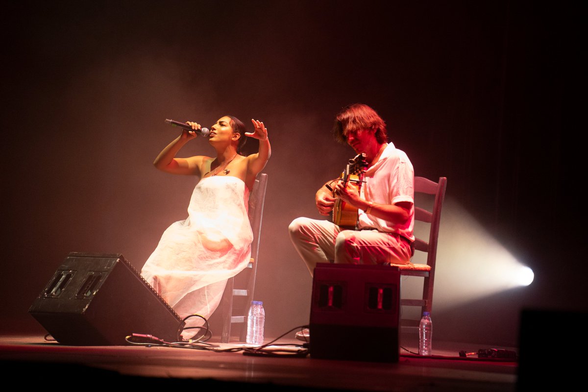 📷 Resumimos, en imágenes, el 3º fin de semana del 62 #FestivalCuevaDeNerja. Con #MaríaJoséLlergo y <a href="/mecanoexperienc/">MECANOEXPERIENCE</a>. Y en La Terraza, antes y después de cada concierto, con música en vivo. ➡️Próximo fin de semana: Morancos, viernes 21, y Niña Pastori, sábado 22. ¿Vienes?