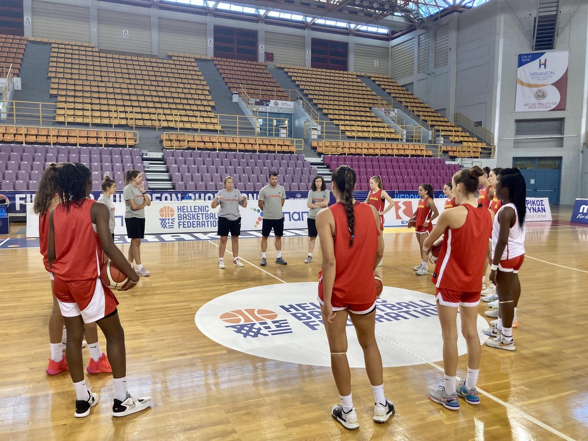 La #U15M 🇪🇸 y la #U15F 🇪🇸 ya están en CRETA para el Torneo de la Amistad 🇬🇷

Disfrutad de la EXPERIENCIA🤩

#SomosEquipo
