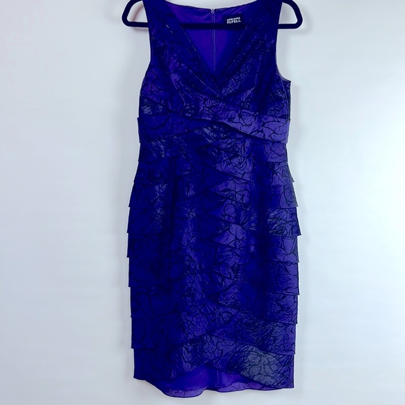 So good I had to share! Check out all the items I'm loving on <a href="/Poshmarkapp/">Poshmark</a> from <a href="/cassiesclassics/">cassiesclassics</a> #poshmark #fashion #style #shopmycloset #loft #pinko #adriannapapell: posh.mk/QuSZOuCfxBb