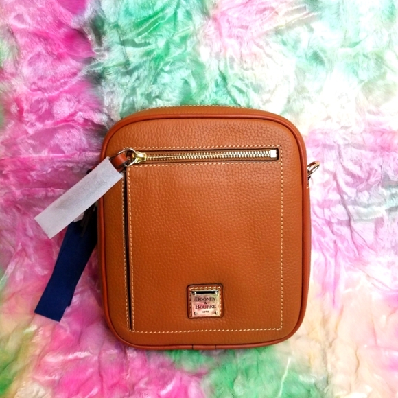 ShelleyB326's tweet photo. So good I had to share! Check out all the items I'm loving on @Poshmarkapp #poshmark #fashion #style #shopmycloset #dooneybourke: https://t.co/3PcLlbMyrZ https://t.co/1z9FfeDqSA