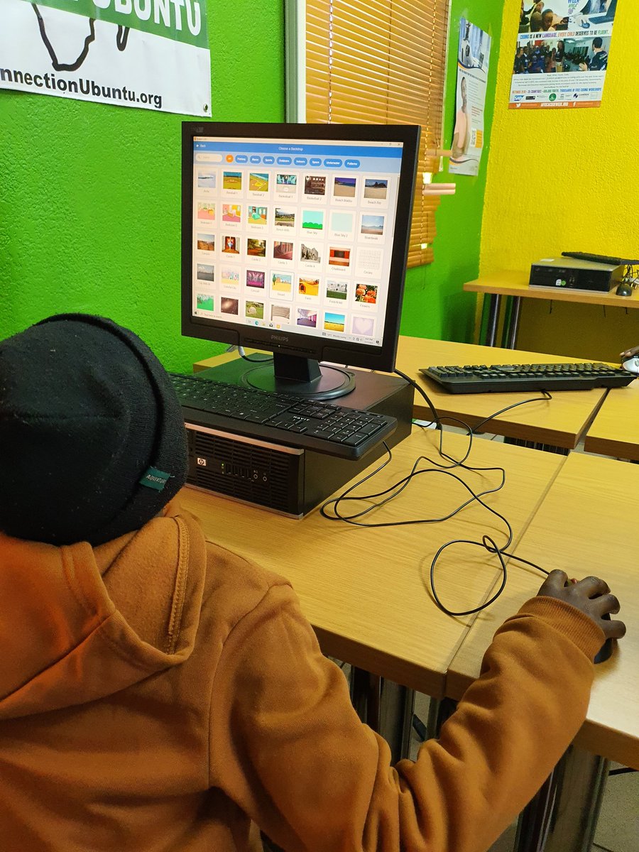 AfricaCodeWeek's tweet image. 🇿🇦 Happy International Nelson #MandelaDay! 
Our South African team @Siyafunda_ctc  has officially launched #ACW2023 and the #AfriCANCodeChallenge 2023, celebrating the opportunities brought by #digital literacy to foster #inclusion and social justice.

#AfricaCodeWeek