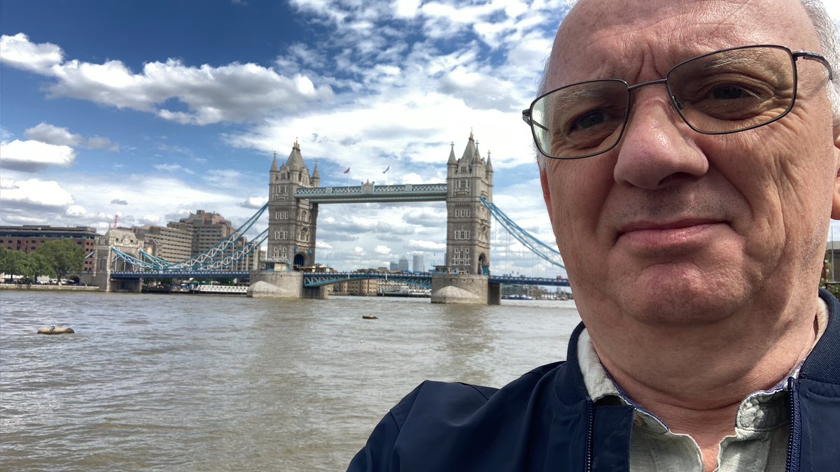 Lunchtime stroll along the Thames in the sunshine.