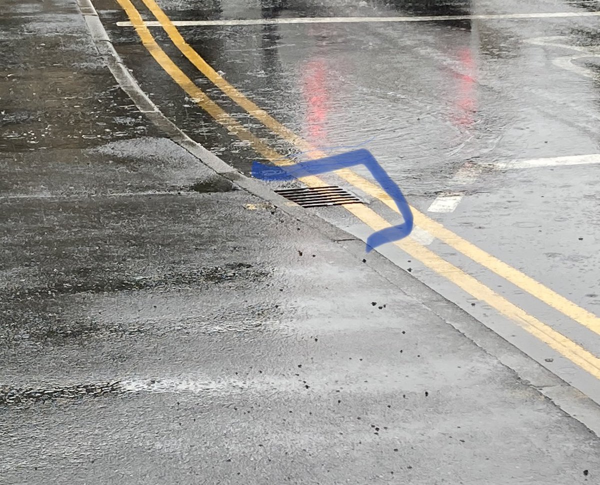 chibiminion's tweet photo. @bradfordmdc When the new traffic lights were put in at the junction of Otley Rd &amp; Green Ln they somehow set the drain higher than the road! Now it gathers two big puddles either side and pedestrians get drenched 😠 https://t.co/DGny0uyVvC