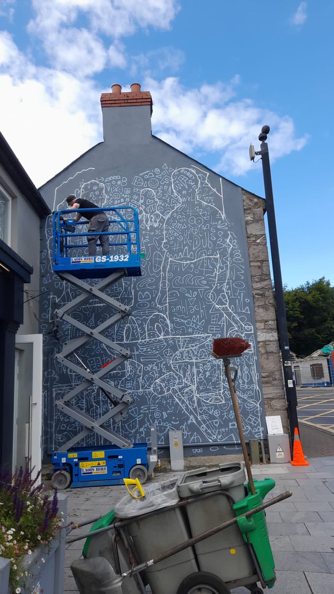 9 mths from concept, funding to planning permission , our 2nd local #Tallaght village heritage art install is a go! #TallaghtHeritage #Culture Tnx, @GeoffMrT - artist extraordinaire @SDCCArts #LocalHeritage for funding the project. @Laoishire + @Sherry_Fitz on logistics 👍🏻