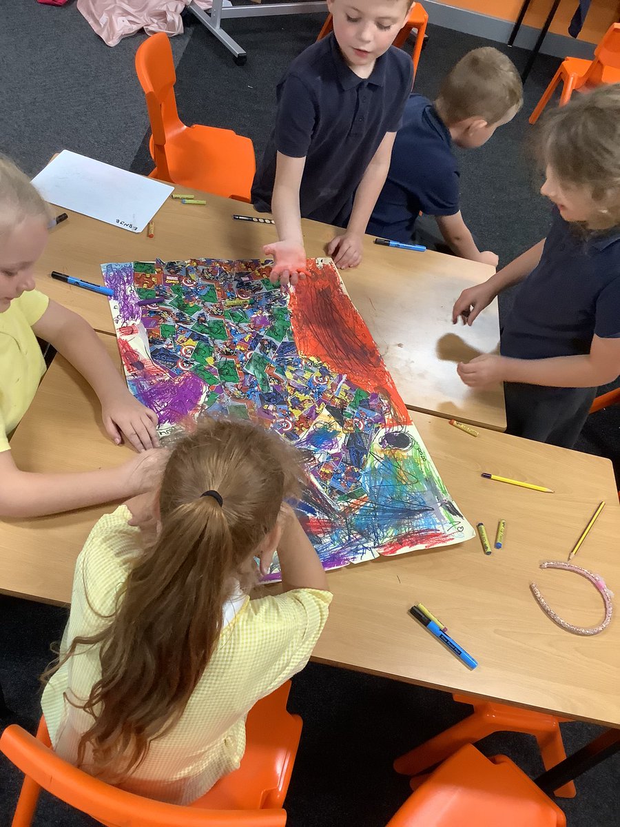 Class York tweet media