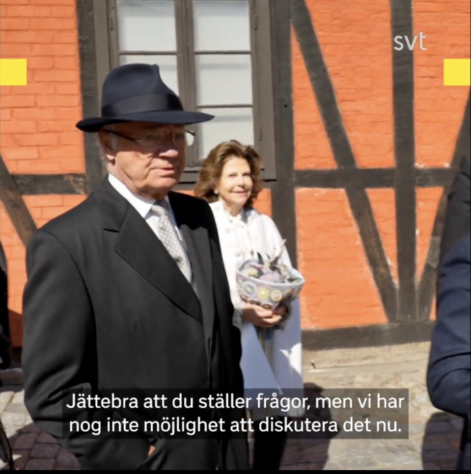 Journslists at <a href="/granskning/">Uppdrag granskning</a> reveal that employees, relatives, friends of the Swedish king get special rental deals on royal real estate maintained by the taxpayer 🇸🇪 

<a href="/svtnyheter/">SVT Nyheter</a> 
<a href="/RichardAschberg/">Richard Aschberg</a> 
svt.se/nyheter/gransk…