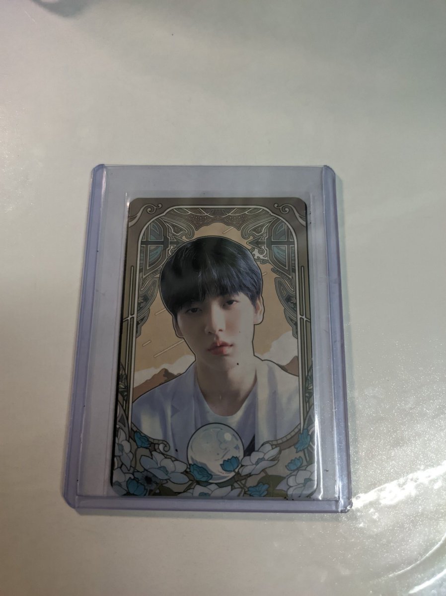 shooblifting's tweet photo. wts soobin boy and soobin os tcc freeze pc!!! pls urgent in need of moneyyy #pasartxt @TXTTradingMY @TXTMYPromote #pasartxtMy both for rm35 https://t.co/Q9NgavjlEQ