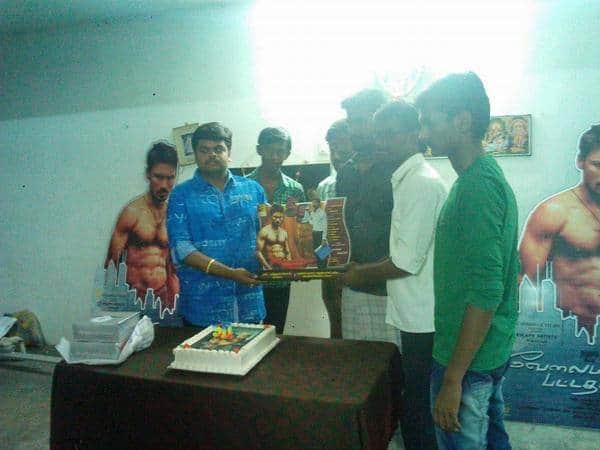 RagavaRajaSP's tweet photo. #9YearsOfBlockBusterVIP - Thalaivar @dhanushkraja Real Blockbuster of the year 2014 - #VelaiIllaPattadhari #D25 @RamCinemas @RagavaGroups @Tirunelveli 💥🙌 https://t.co/V0nTmcPeCR