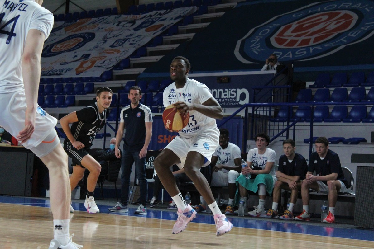 BeBasket (@be_basketfr) on Twitter photo Le BC Orchies rapatrie Wesley Ouatongo en France après une saison réussie en quatrième division italienne.
➡️ bebasket.fr/orchies-rapatr…
#NM1 / 📸 <a href="/J_Roche216942/">ROCHE Jules</a> Le BC Orchies rapatrie Wesley Ouatongo en France après une saison réussie en quatrième division italienne.
➡️ bebasket.fr/orchies-rapatr…
#NM1 / 📸 <a href="/J_Roche216942/">ROCHE Jules</a>