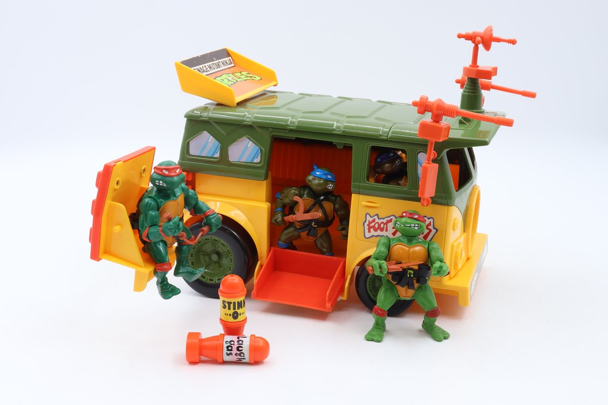 Wheeljackslab's tweet photo. "We're lean, we're green, and we're mean!" The Teenage Mutant Ninja Turtles are here to save the day!

Check out over 1000+ items that are available now by clicking the link below!
https://t.co/JAOgi0XOZ4 https://t.co/C1MYT3xfIU