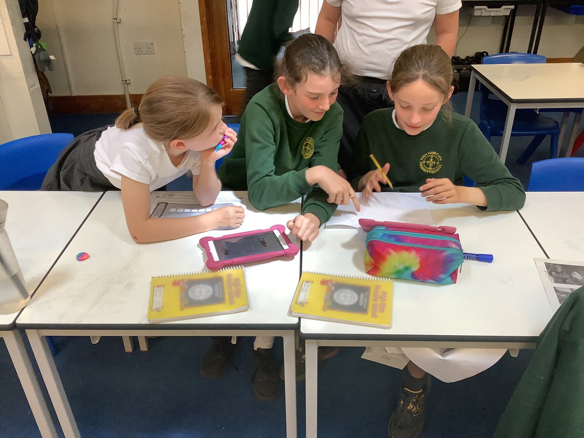 oakclasshh's tweet photo. We had fun in Science this afternoon. We hunted for clues to complete an escape room using our knowledge on the stages of human life. #HighHamScience https://t.co/fGsNBkP02e