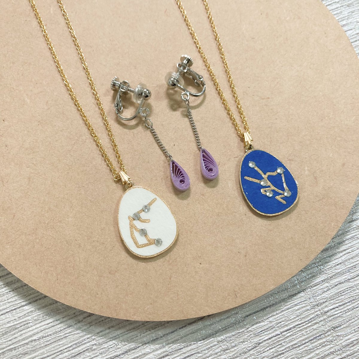 iro_to_iro's tweet photo. 12星座Starry Skyシリーズと、シンプルドロップシリーズをご注文いただきました！

シンプルドロップシリーズはどなたでも使いやすいですし、Starry Skyシリーズは12星座対応ということで、どちらもプレゼントとして人気の商品です✨ https://t.co/c7mLzU5c9i
