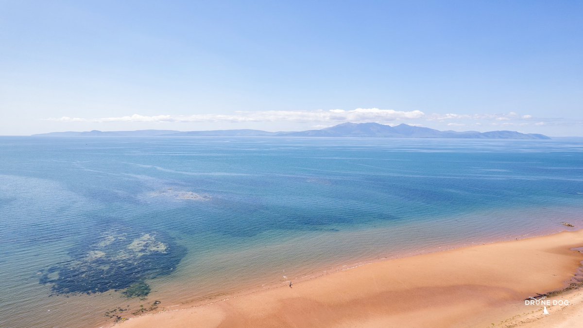 View of Arran from Seamill beach.

#arran #seamill #aerialphoto #scotland #StormHour #riverclyde