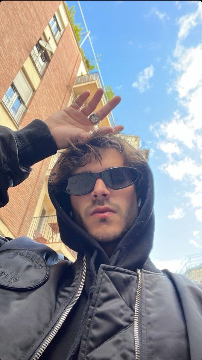 cherche recherche rpdm rp

salut les loustiques j’ai un peu délaissé certains de mes dms et j’aimerais bien les relancer
je vous laisse réagir si vous voulez!

fav pour dm/follow
rt pour la visibilité svp