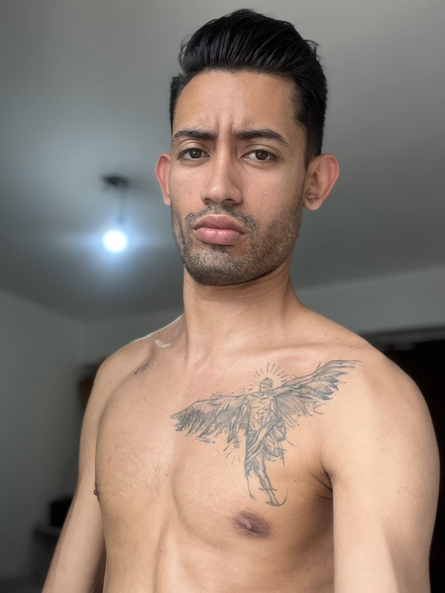 IzxAlex's tweet photo. Hola 😶‍🌫️ https://t.co/6V5HFGMtxD
