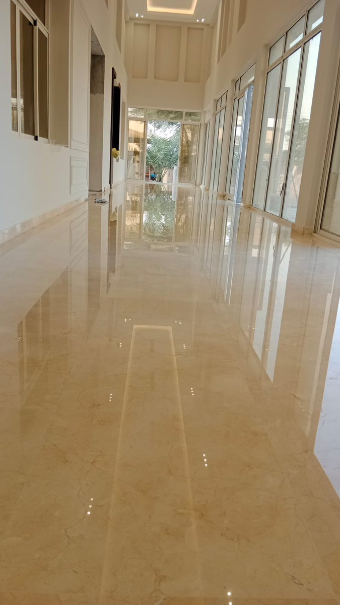 QcleanQatar's tweet photo. من اعمالنا في تلميع الرخام 👍 

لطلب الخدمه الرجاء التواصل على 77755410 https://t.co/YDVhMUO6WI