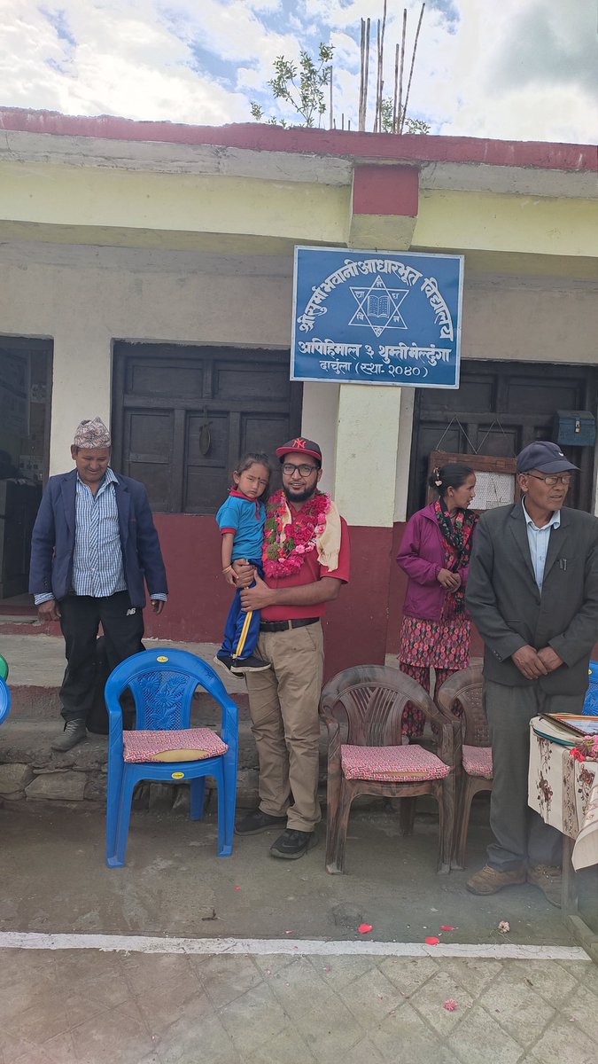 This little girl accompanied me while I was in her school in Darchula.