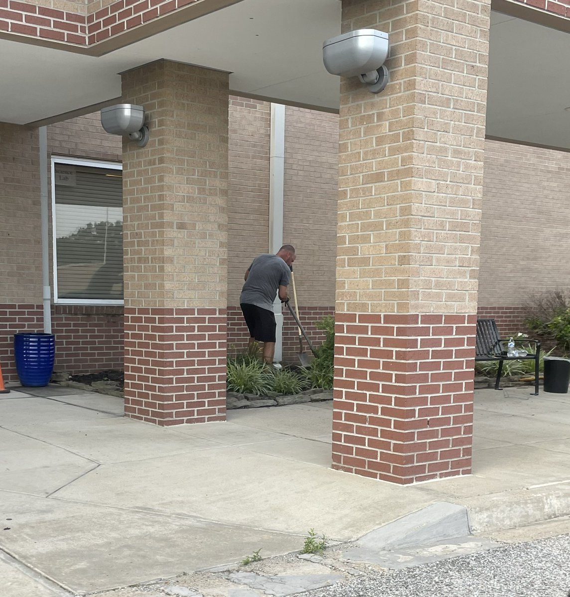 Sharonda Rose-Clark tweet media