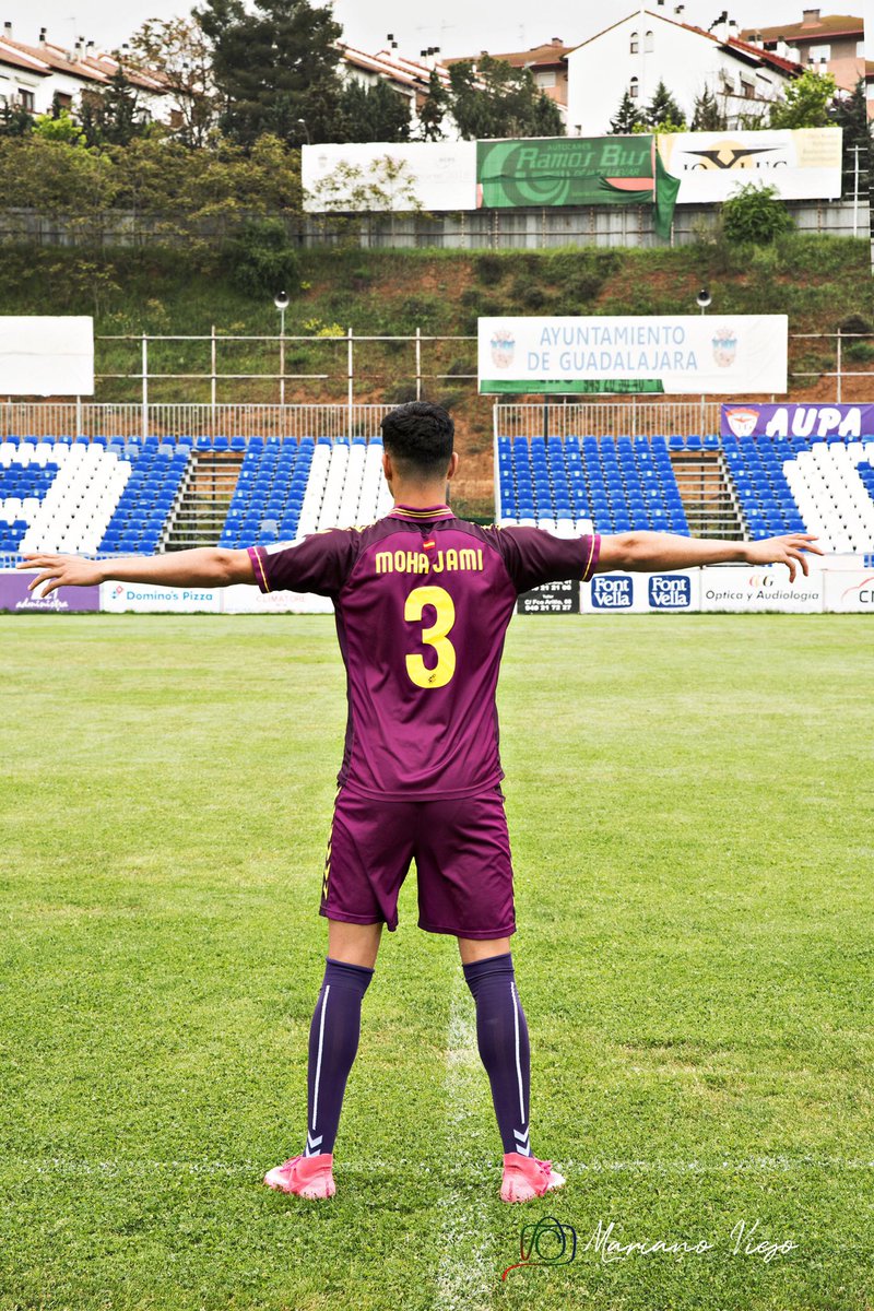 Con ganas de nuevos proyectos!!

Después de una temporada quedando segundo clasificado empatado a puntos, y a las puertas del ascenso…

Aún así ilusionado en poder conocer otros proyectos y poner mi granito de arena. ⚽️