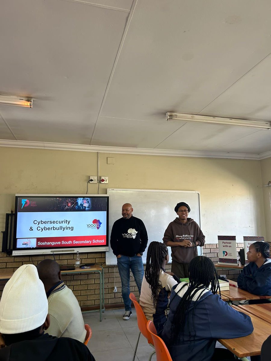 plpcommunity's tweet photo. 🇿🇦
We are #CodingForCharity this #NelsonMandelaDay23 with @PLPAfrica S.A program lead Kingsley and friends of @plpcommunity @1000hackers represented by George Paul de Lange as well as @WeAreRSGroup , @Geekulcha and @ShugoNation .
Thread🧵
#1MillionDevs4Africa
#MandelaDay https://t.co/6ThYJWr1qz