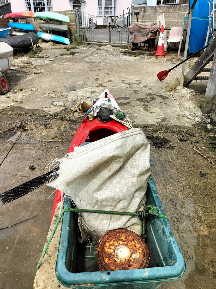 A paddle nearly to the Hythe today.
A recycling box, a torn tonne bag, more insulation foam and the usual cans, bottles and plastic.
RiverCare & BeachCare PAP - Paddlers Against Pollution British Canoeing East of England Paddlesports Keep Britain Tidy #plasticpollution