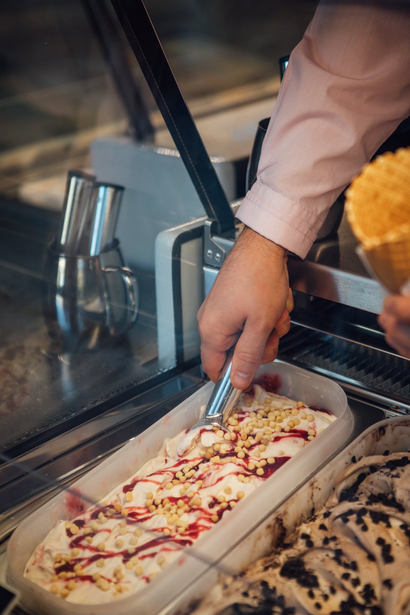 ChatsworthHouse's tweet photo. New to the Chatsworth Stables courtyard is 'The Parlour', nestled in the south-east corner; a beautifully styled ice cream parlour, where we are serving locally-made ice cream, barista coffee from a Sheffield roaster and a selection of handmade cakes. #chatsworth #icecream https://t.co/5xNZFuIT2j