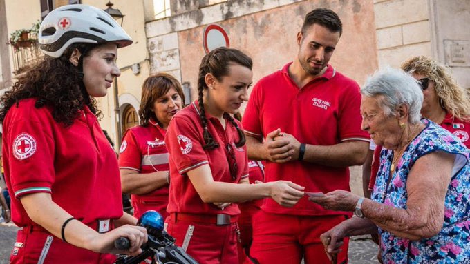jagan_chapagain's tweet photo. The climate crisis is making heatwaves more intense.

Right now, different parts of the world are experiencing severe heatwaves.

Some countries of western Europe have to battle raging wildfires, impacting thousands of people.

IFRC network teams are there, saving lives. https://t.co/zefBnnLqJH