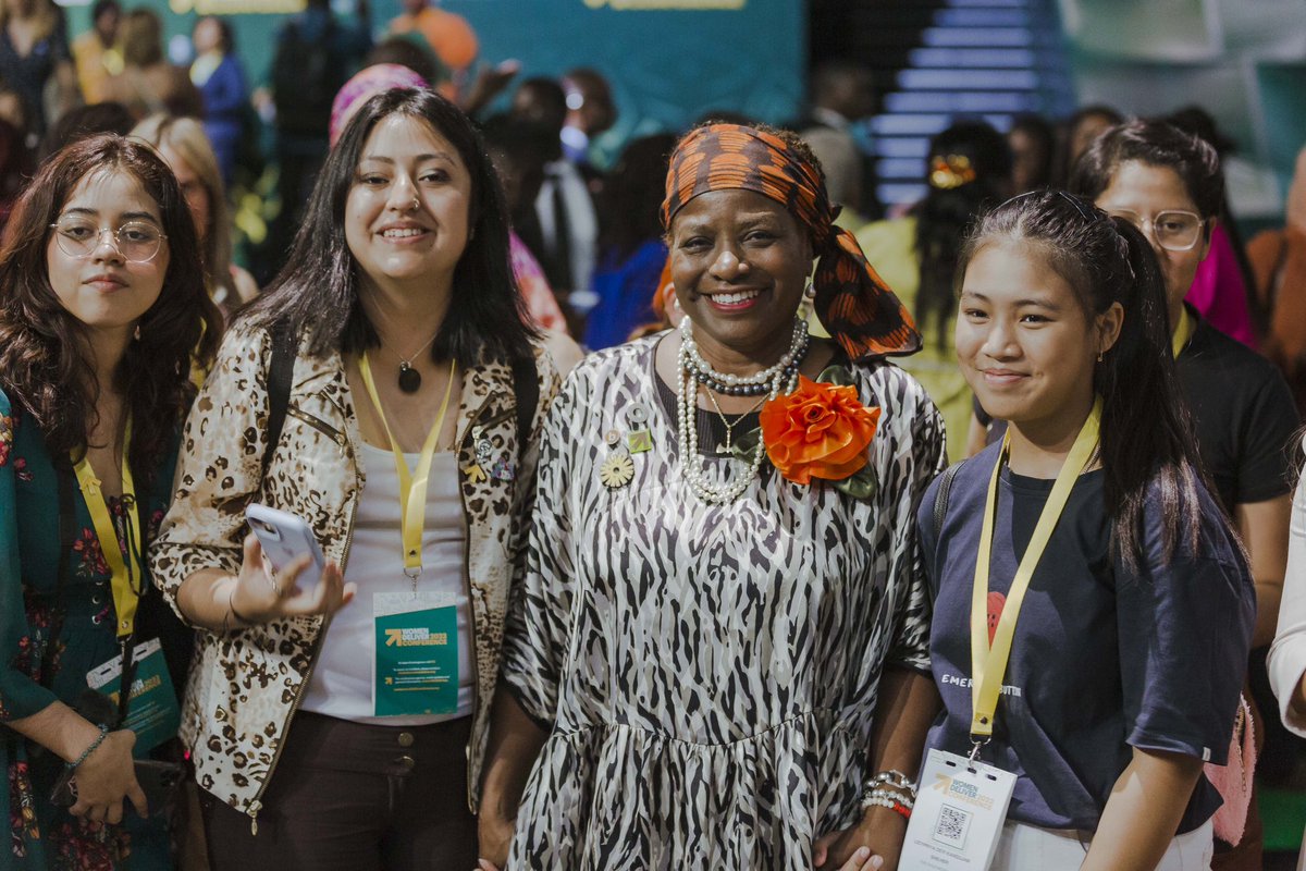 unfpachief's tweet photo. Excited to be amongst thousands of feminist activists and human rights defenders at @WomenDeliver 2023.

Together, we can advance gender equality around the world 🧡

#WD2023 #GlobalGoals https://t.co/Cv3xrmiKUo