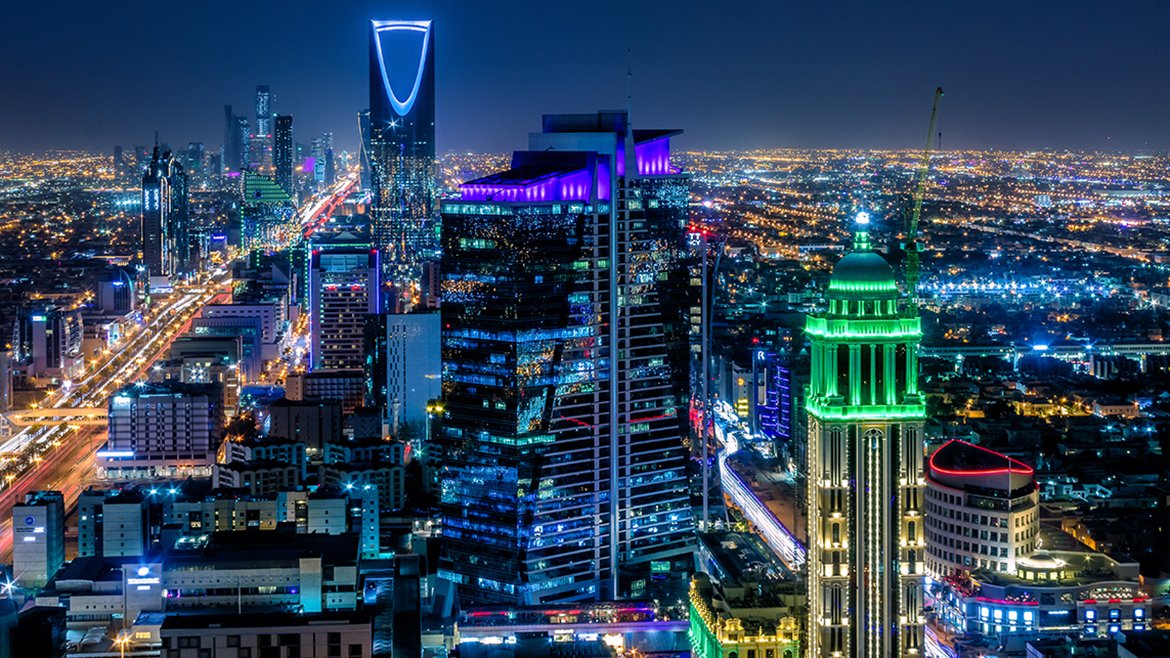 The Saudi Arabian Standards Organization mandates, heavy-duty diesel #engine #oil must meet a minimum #performance of <a href="/APIenergy/">American Petroleum Institute</a> CH-4. As new vehicles are used, they should use the OEM recommended engine #lubricants. Read more on #Lubrizol360: go.lubrizol.com/pzr2x5b8